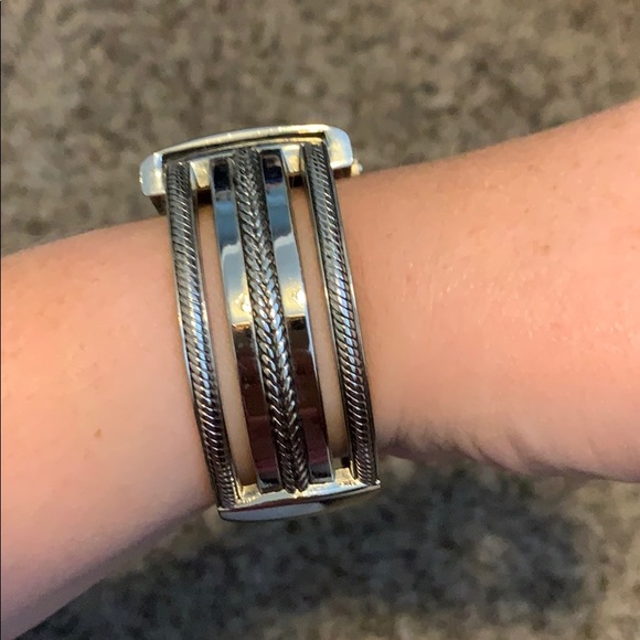 Watch - Picture 2 of 5